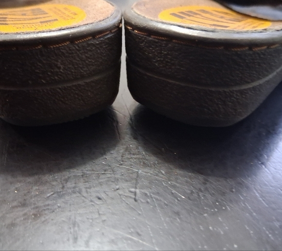 Brown Suede Slip-On Sandals with Wide Straps - Picture 5 of 10